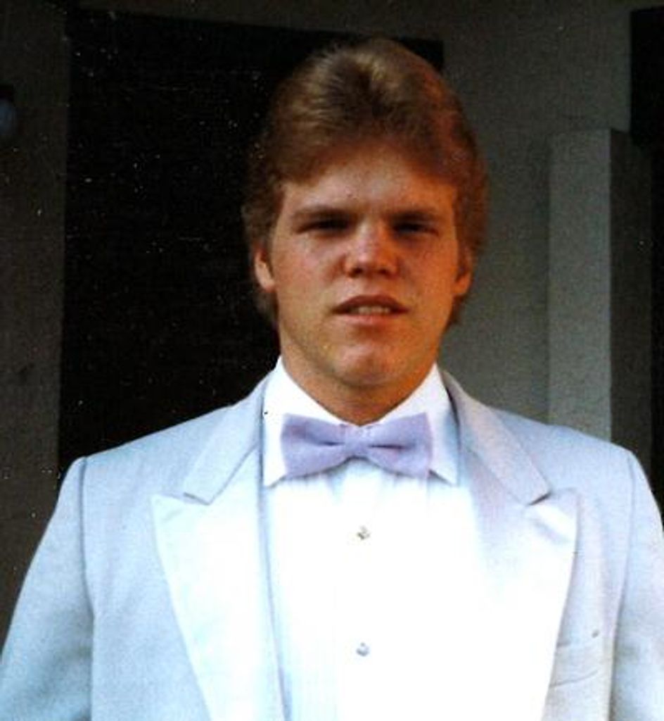 Stephen Bates Profile Photo