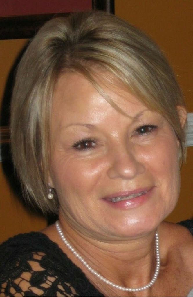 Donna  Ryan