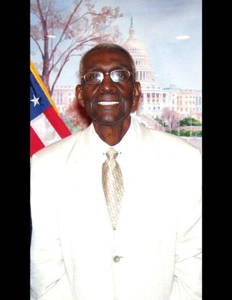 Walter Thomas Profile Photo