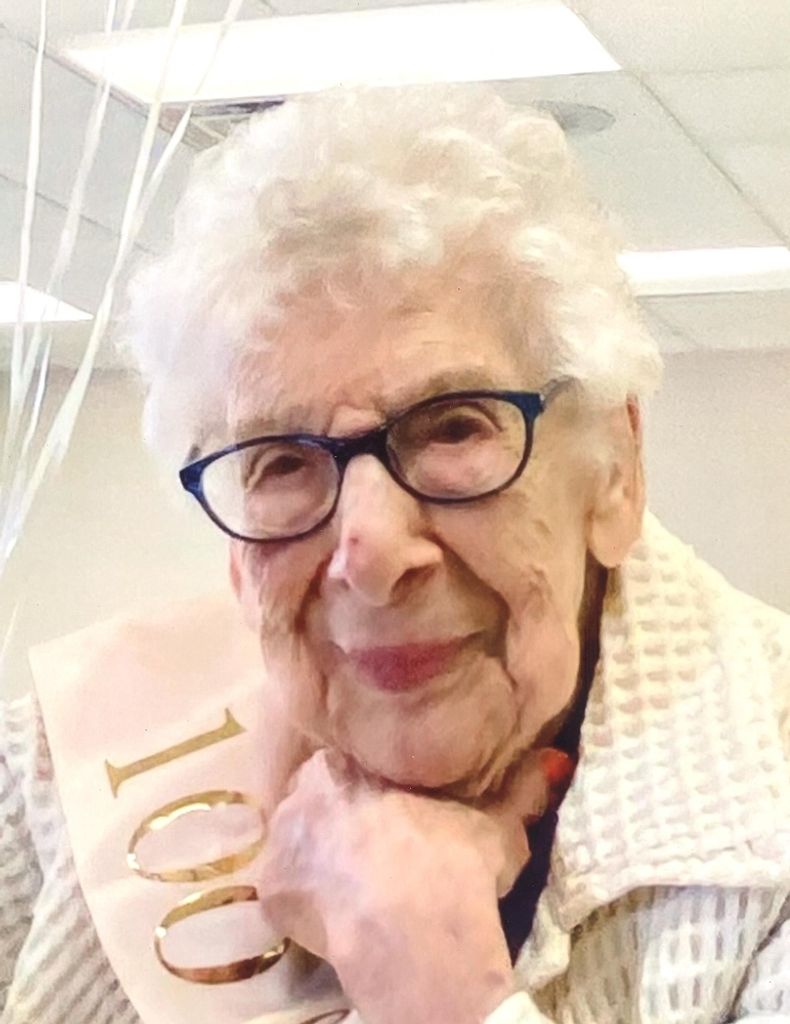 Vivian V. Manderscheid Randerson Profile Photo
