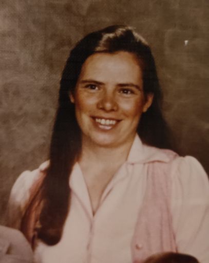 Cynthia Eve Evans photo gallery thumbnail 2 of 46
