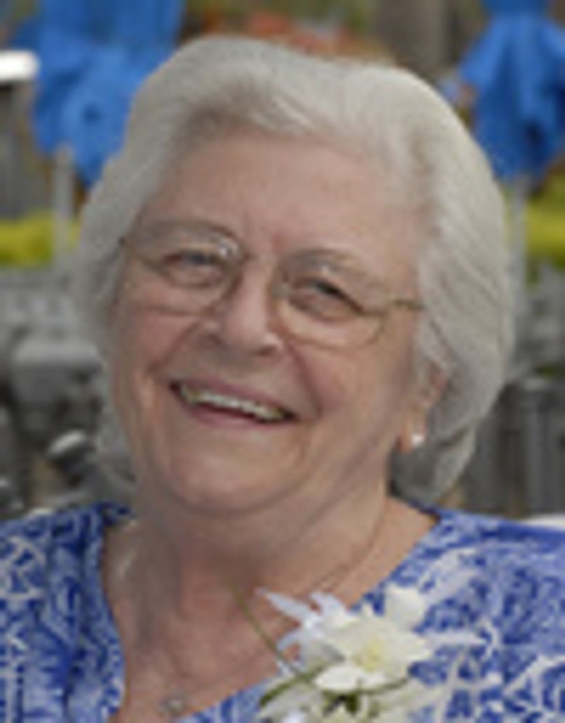 Donna Warren