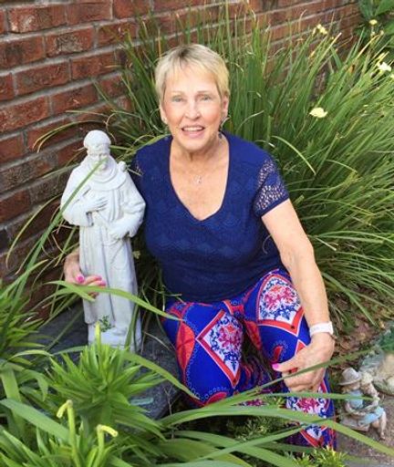 Helen Kossa Broussard photo gallery thumbnail 62 of 118