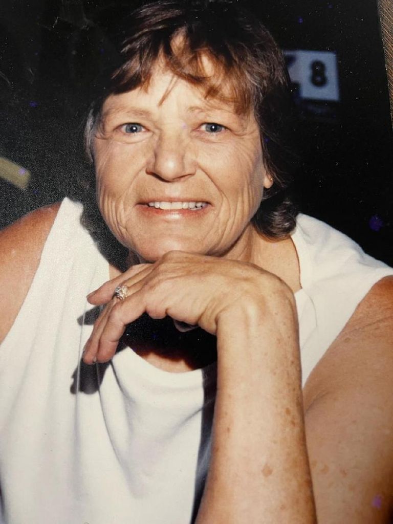 Benita Harriete Hollenbeck
