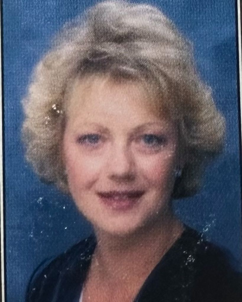 Susan Ellen Knight