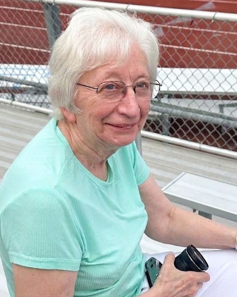 Sally Jane Overla Profile Photo