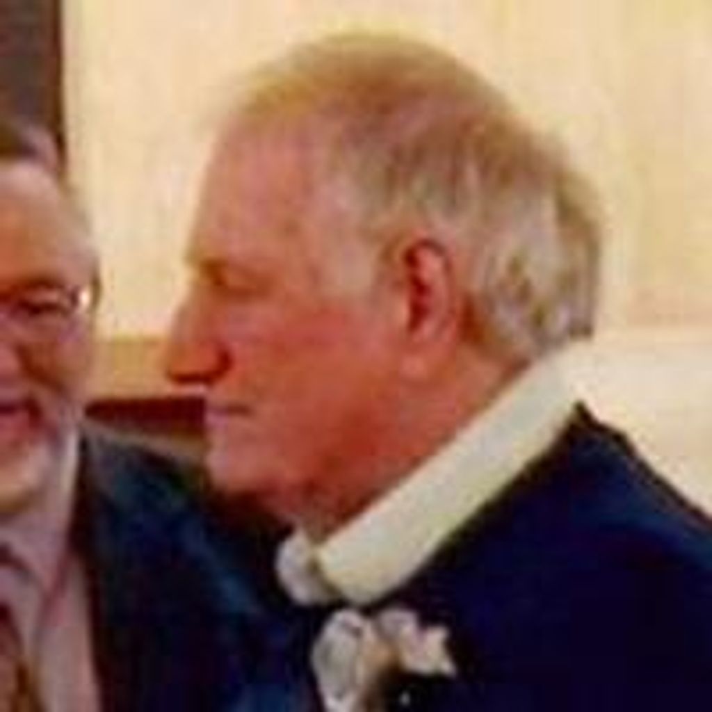 Donald  Wayne Woodburn