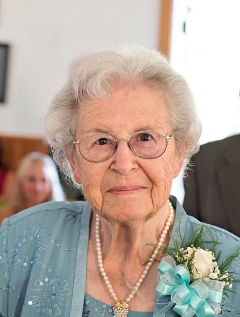 Elizabeth Ruth (Williams) Huffman Profile Photo