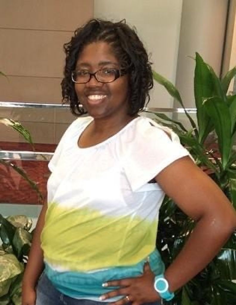Miss Patricia Mccrary