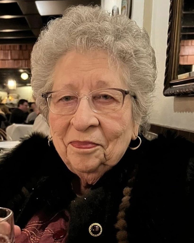 Sylvia Savoy Combs Profile Photo