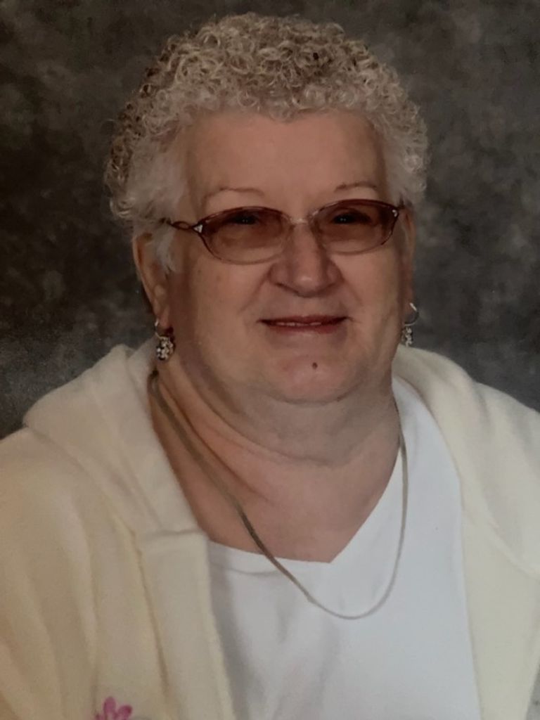 Helen Maxine (Hollett)  Shepard Profile Photo
