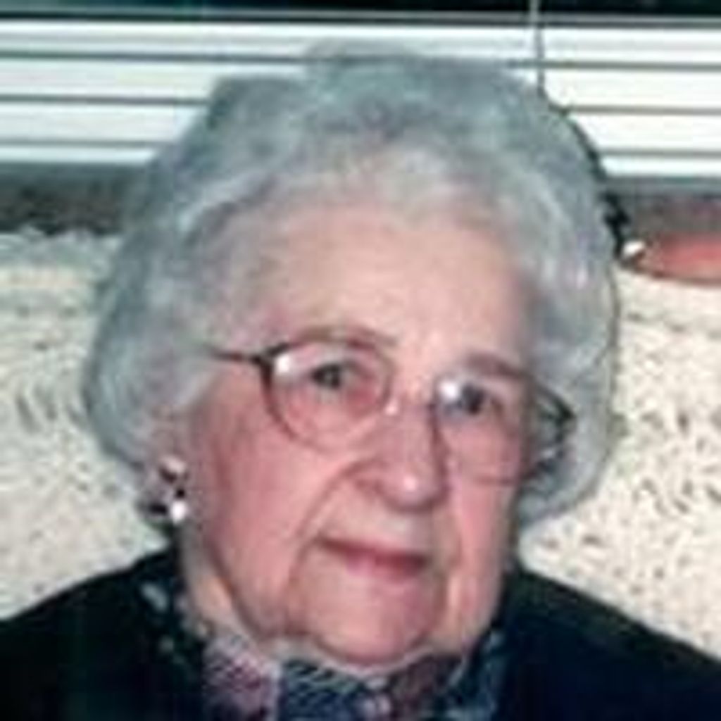 Evelyn  L. Kelly