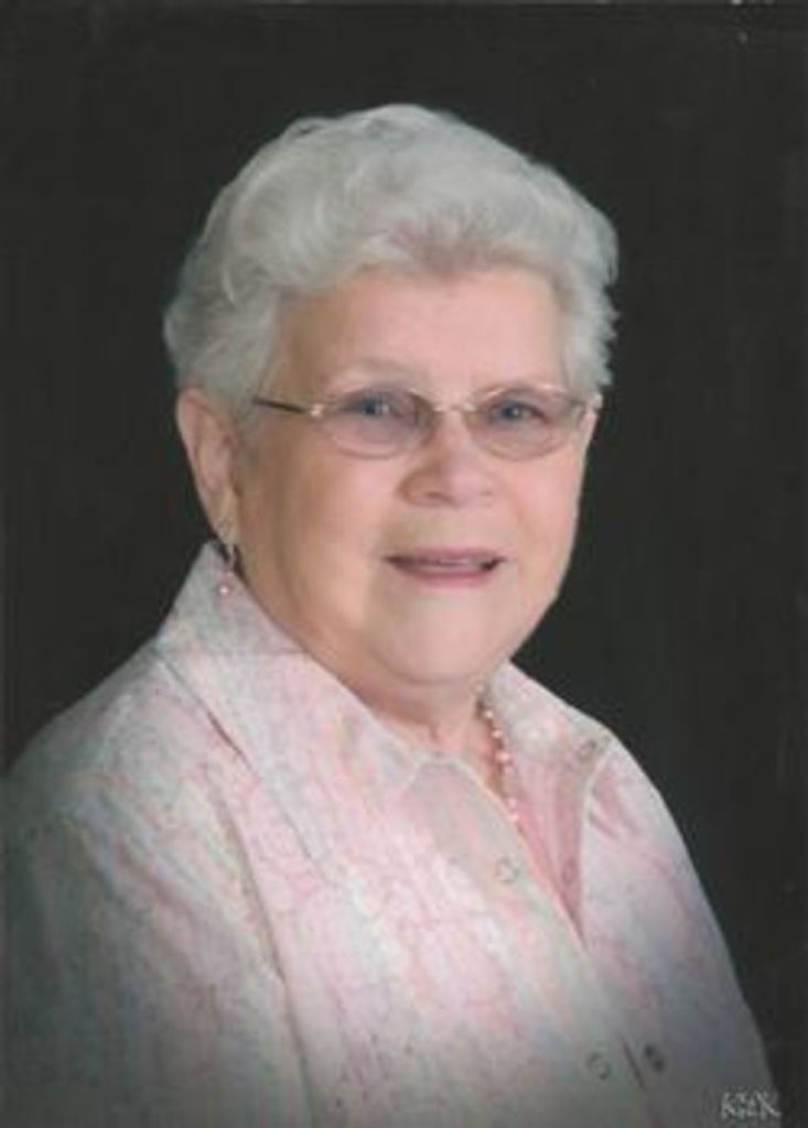 Elaine Hoffart Profile Photo