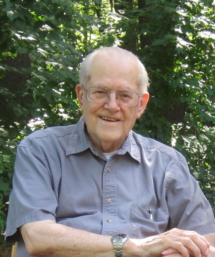 Lyndon L. "Lyn" Swenson Profile Photo