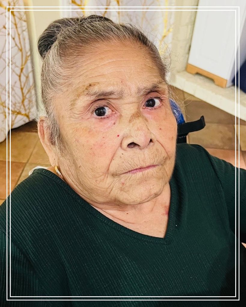 Ofelia Valdivia De Camacho Profile Photo