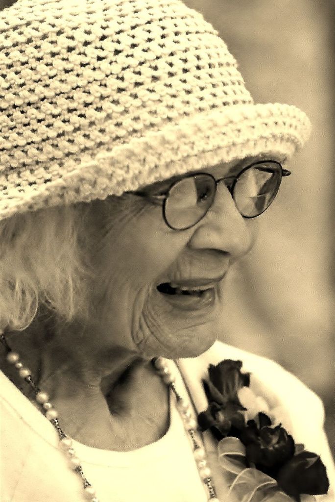 Ruth Leona Schmidt