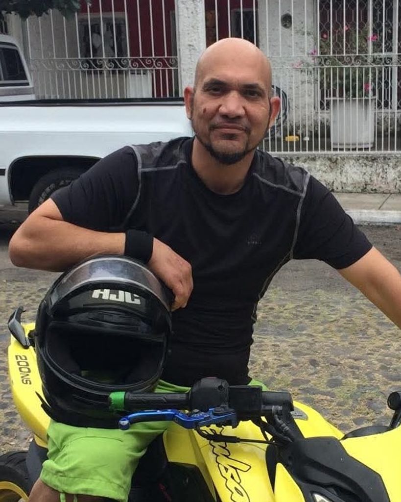 Sabas Valencia-Muniz Profile Photo