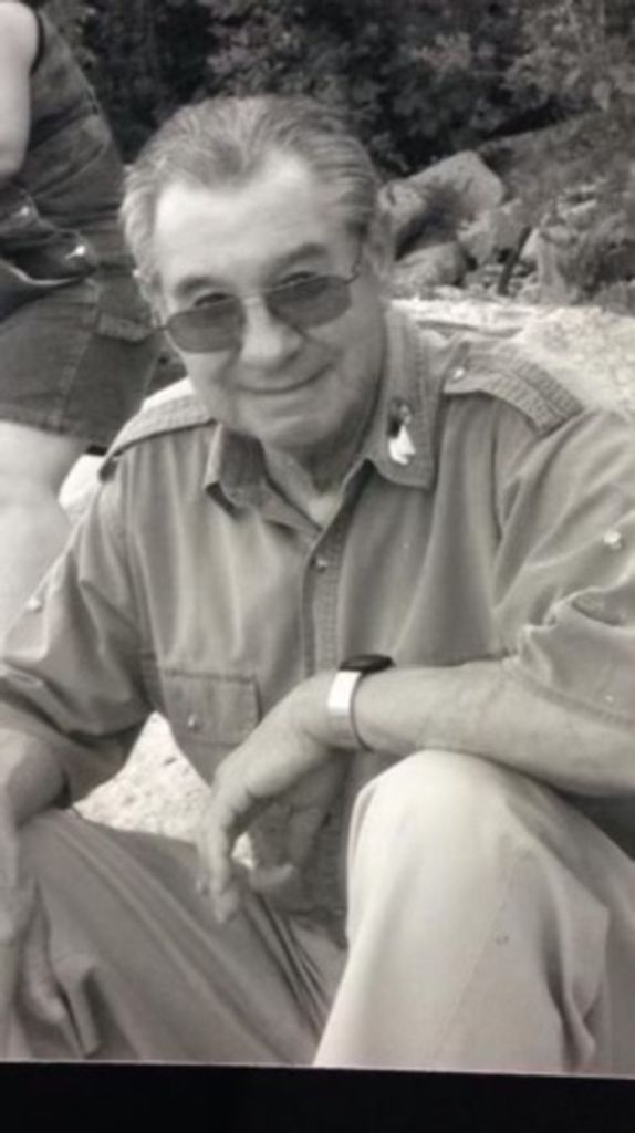 Richard Rivas Profile Photo