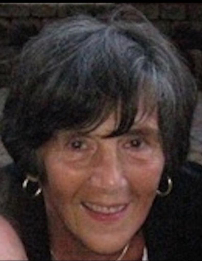 Evelyn Condoleon