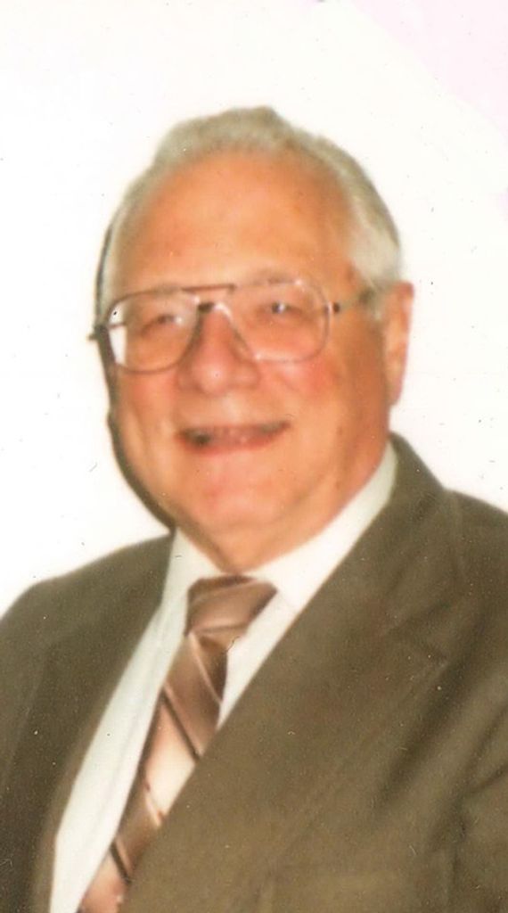 Robert E. Stenke Profile Photo