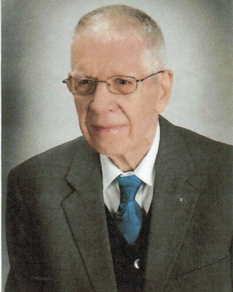 William Davis French Profile Photo