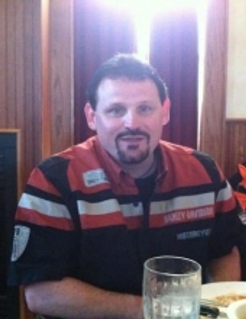 Justin B. Dieter Profile Photo