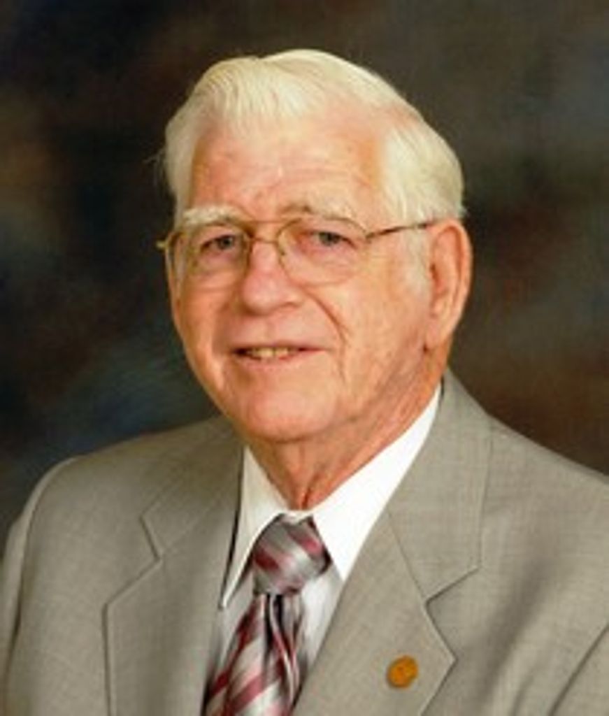 Elmer E. Willis "Willie"