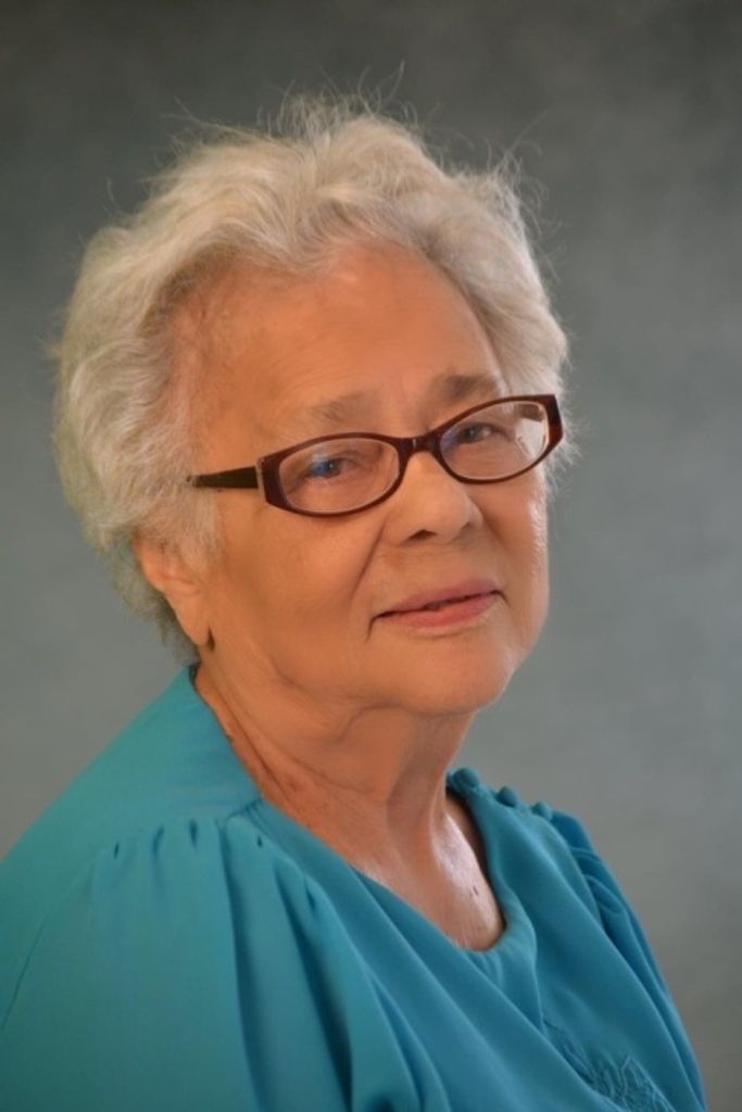 Juanita Nieves De Melendez Profile Photo