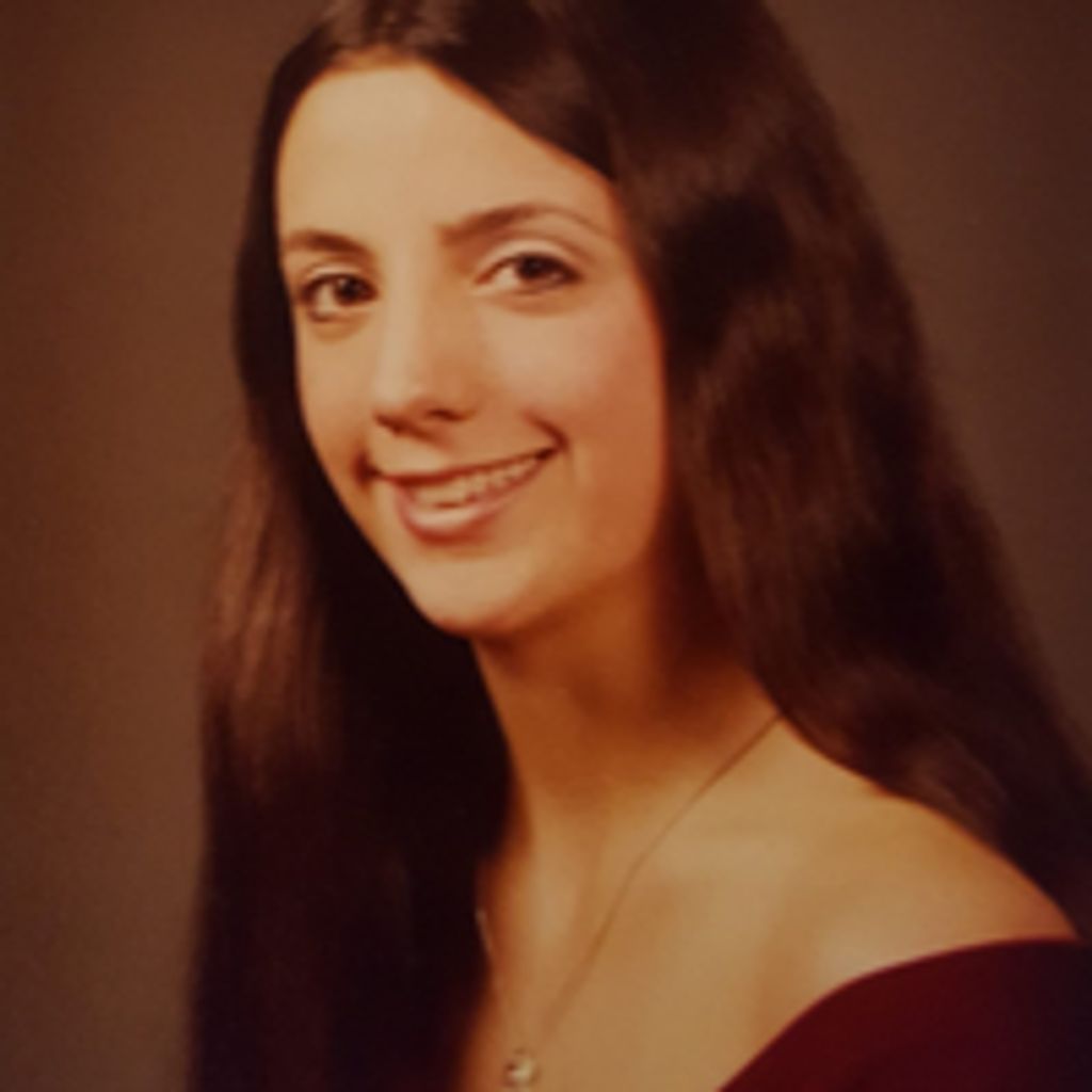 Carolyn A Bussey
