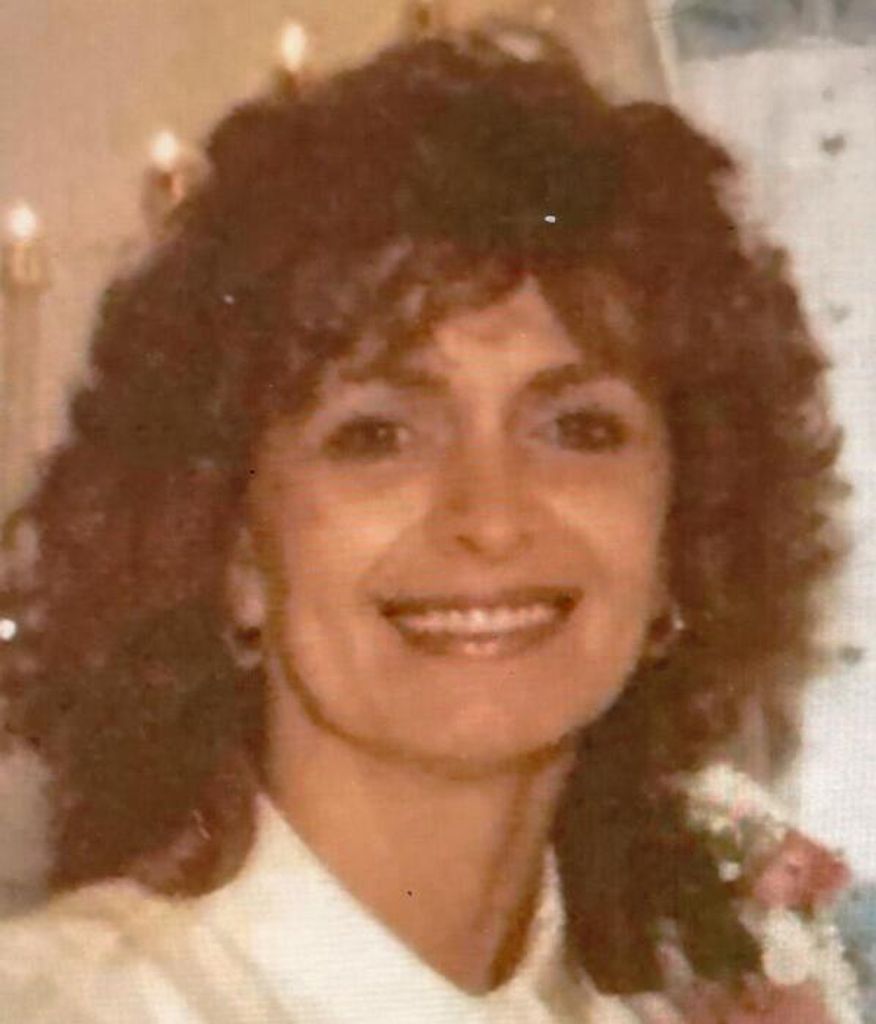 Dorothy Louise "Dee" Kish