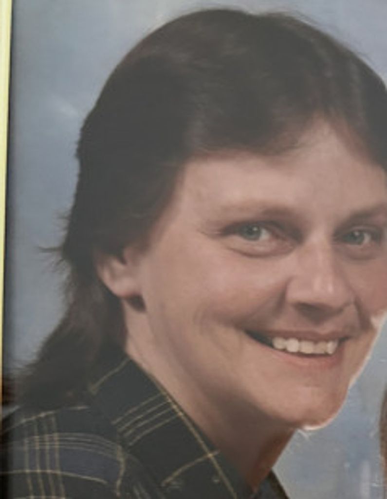 Robin Lynne (Littleton)  Houdashelt Profile Photo
