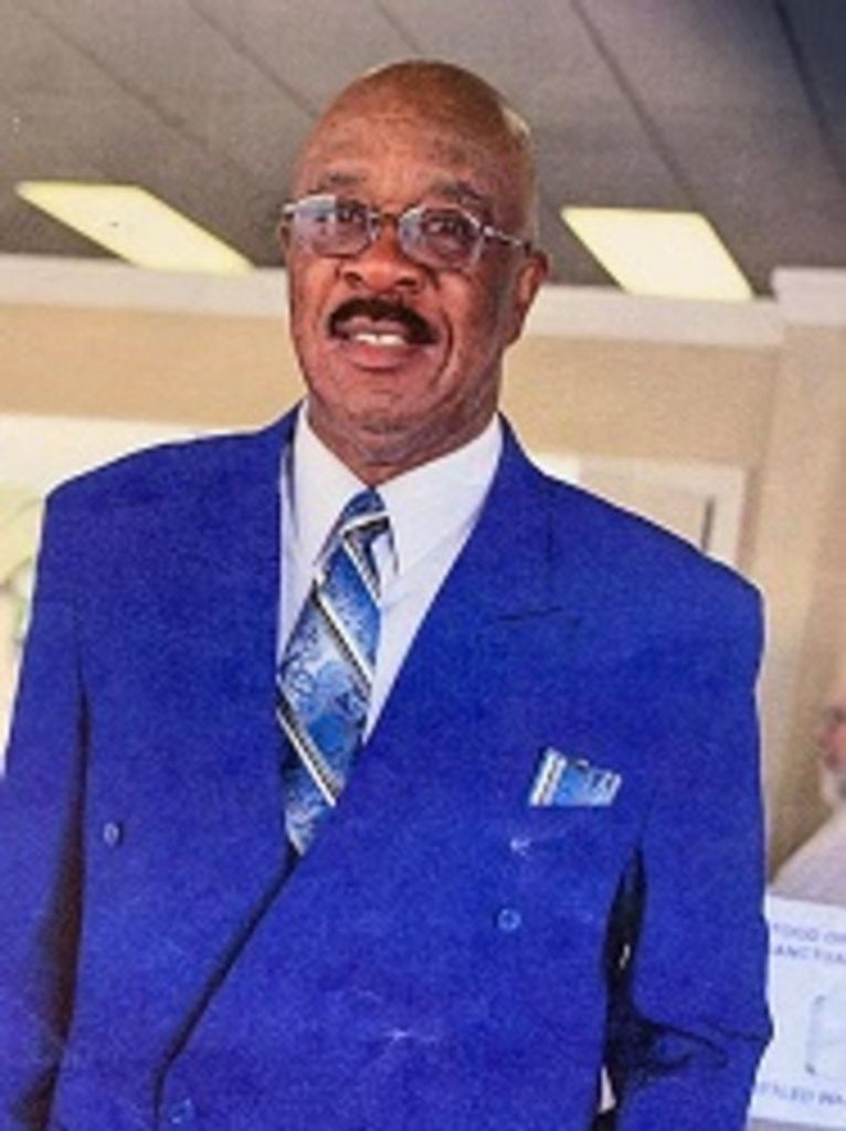 Douglas P Lee