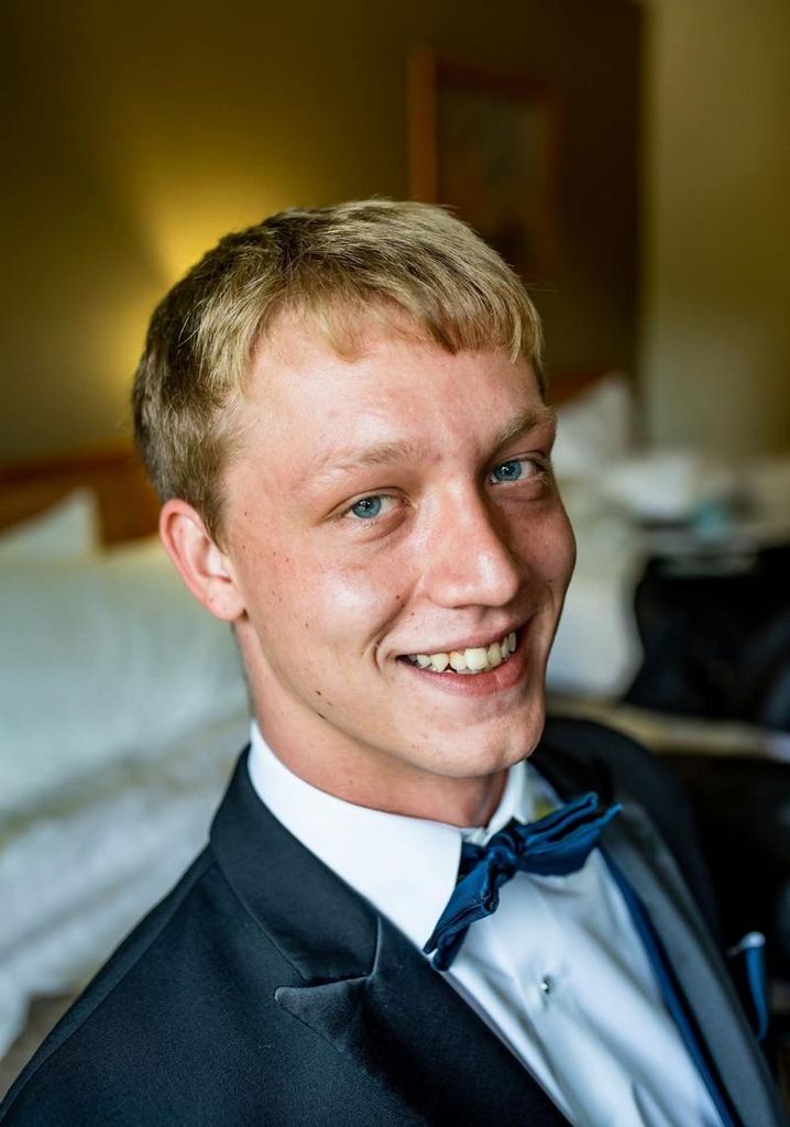 Tyler Lee Peterson Profile Photo