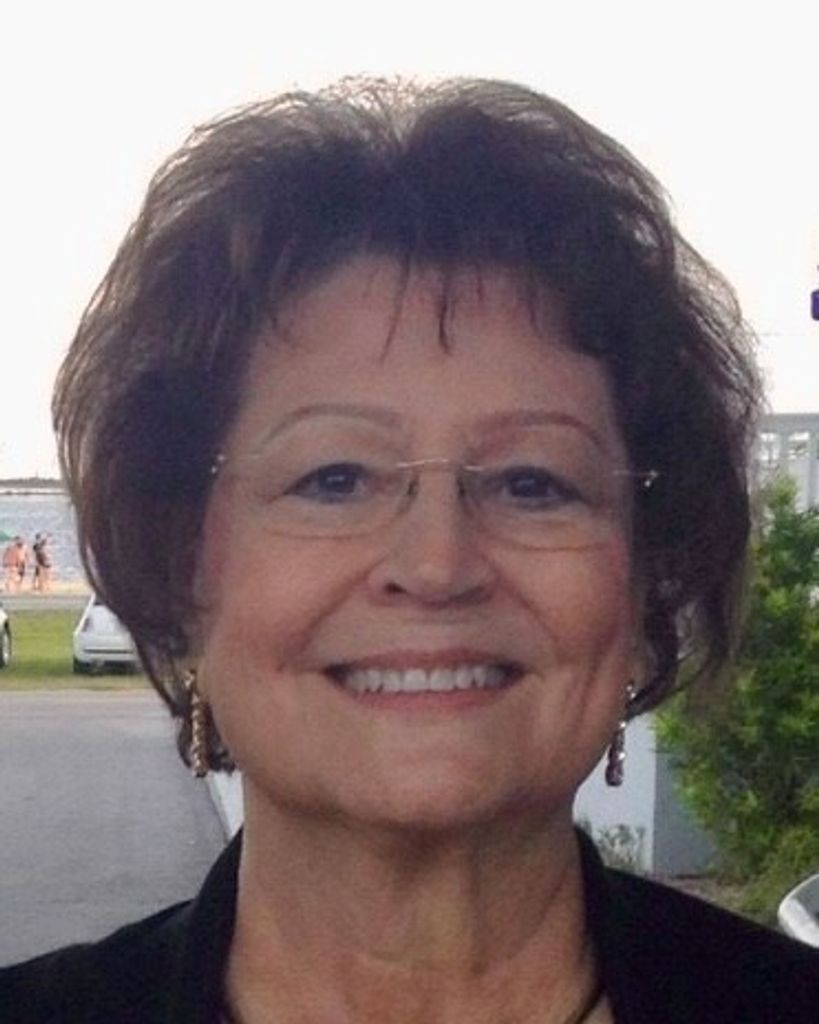 Beryl Barq Lewis