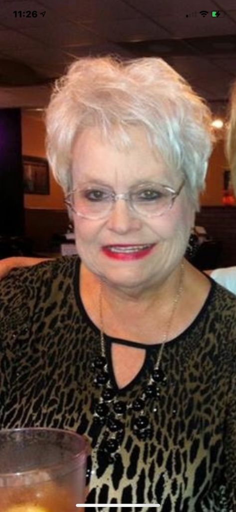 Martha Manuel Wall French Profile Photo