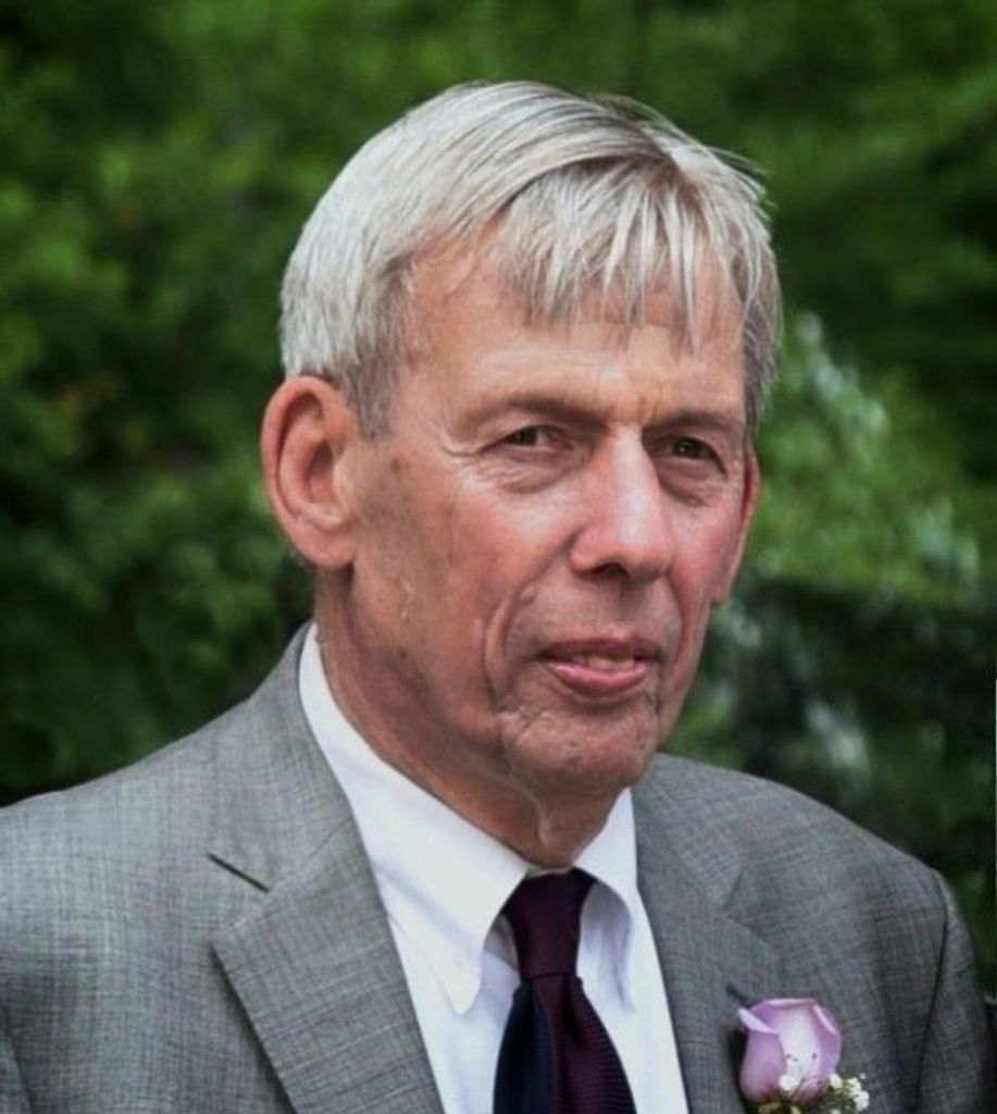 Robert  Bailey (Bob)  Lundberg