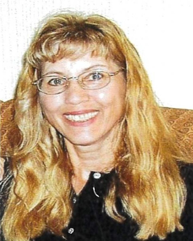 Mary Rosalyn Schmidt Profile Photo