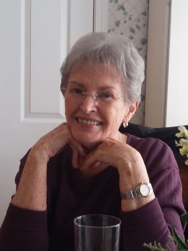 Donna Suzanne Weaver  Aldea