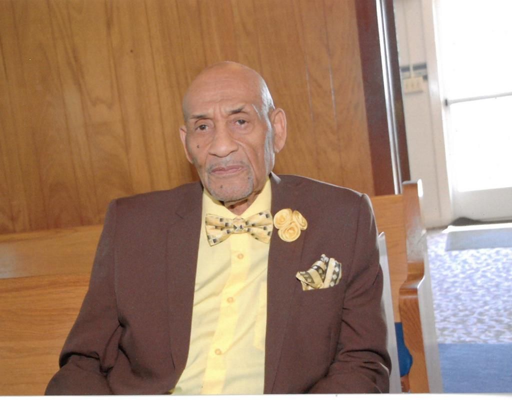 Rusoesaw (Rusoe) Brown Profile Photo