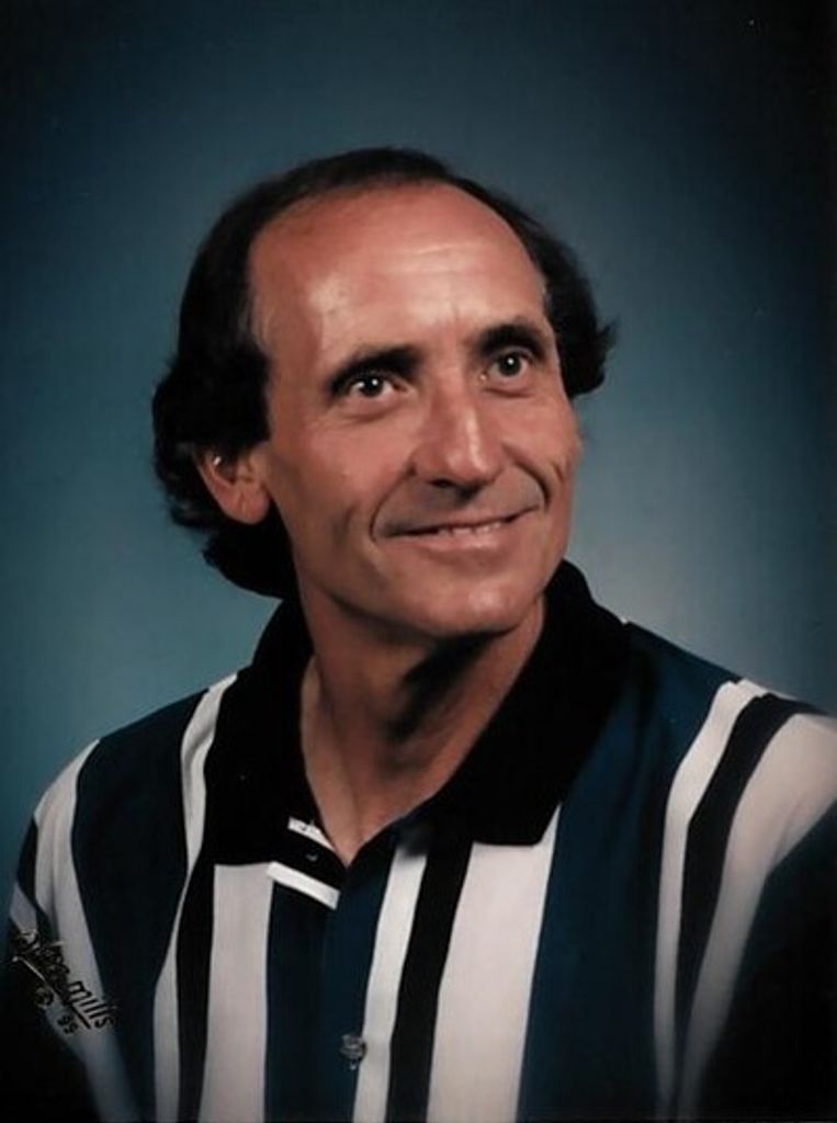 Wayne Lynch Profile Photo