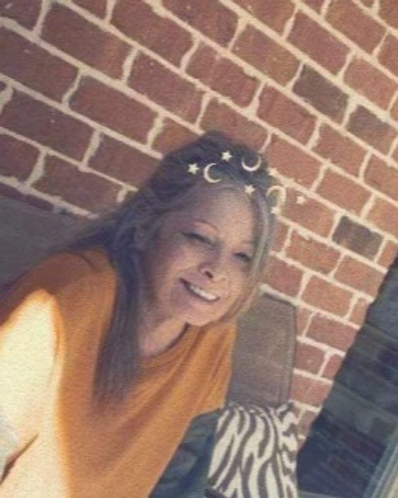 Denise L McDonald