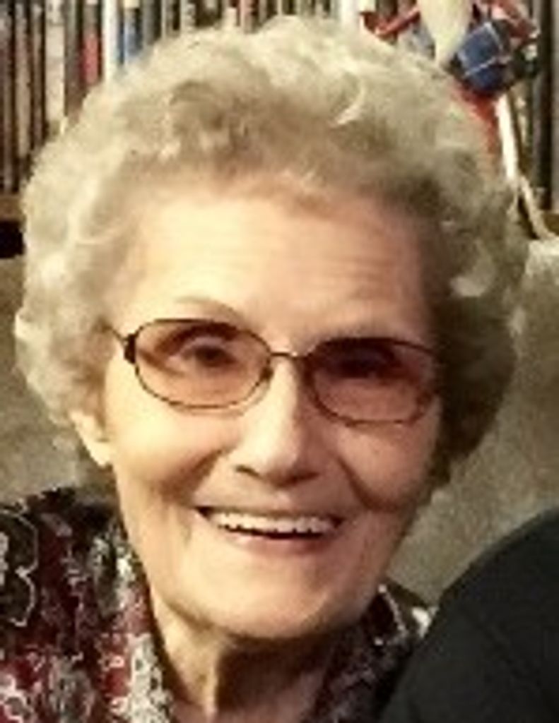 Elouise Navada "Hunter" Davis Profile Photo
