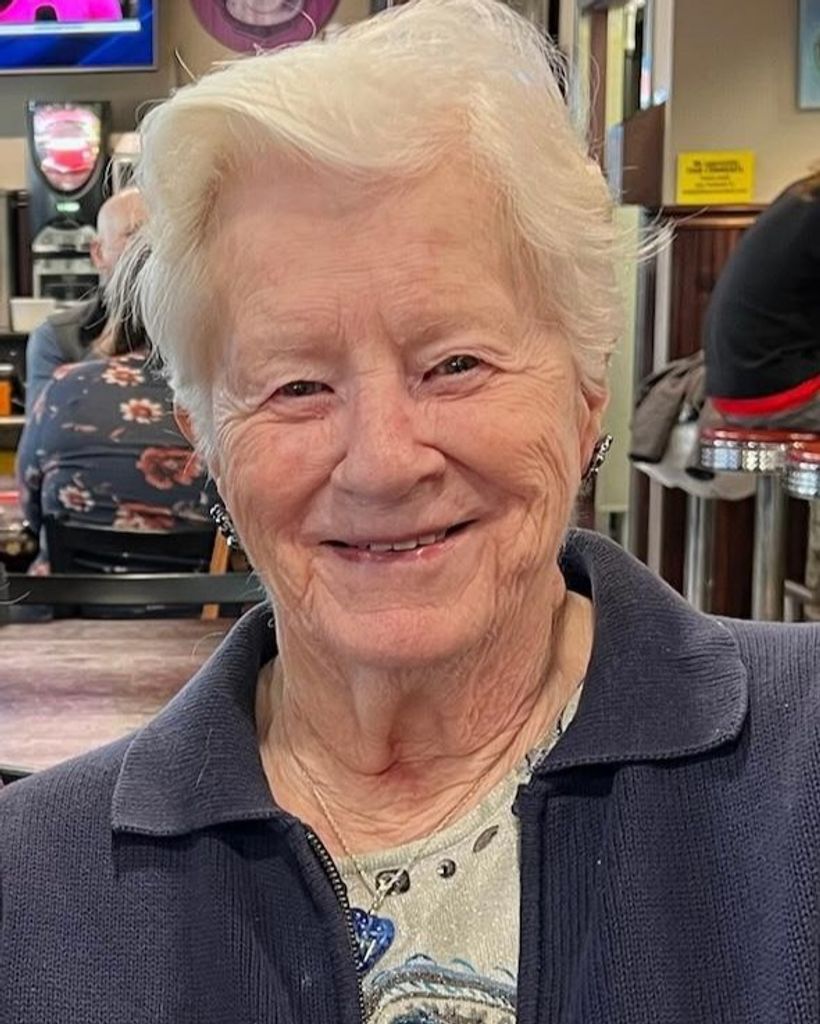 Mary Kareus Profile Photo