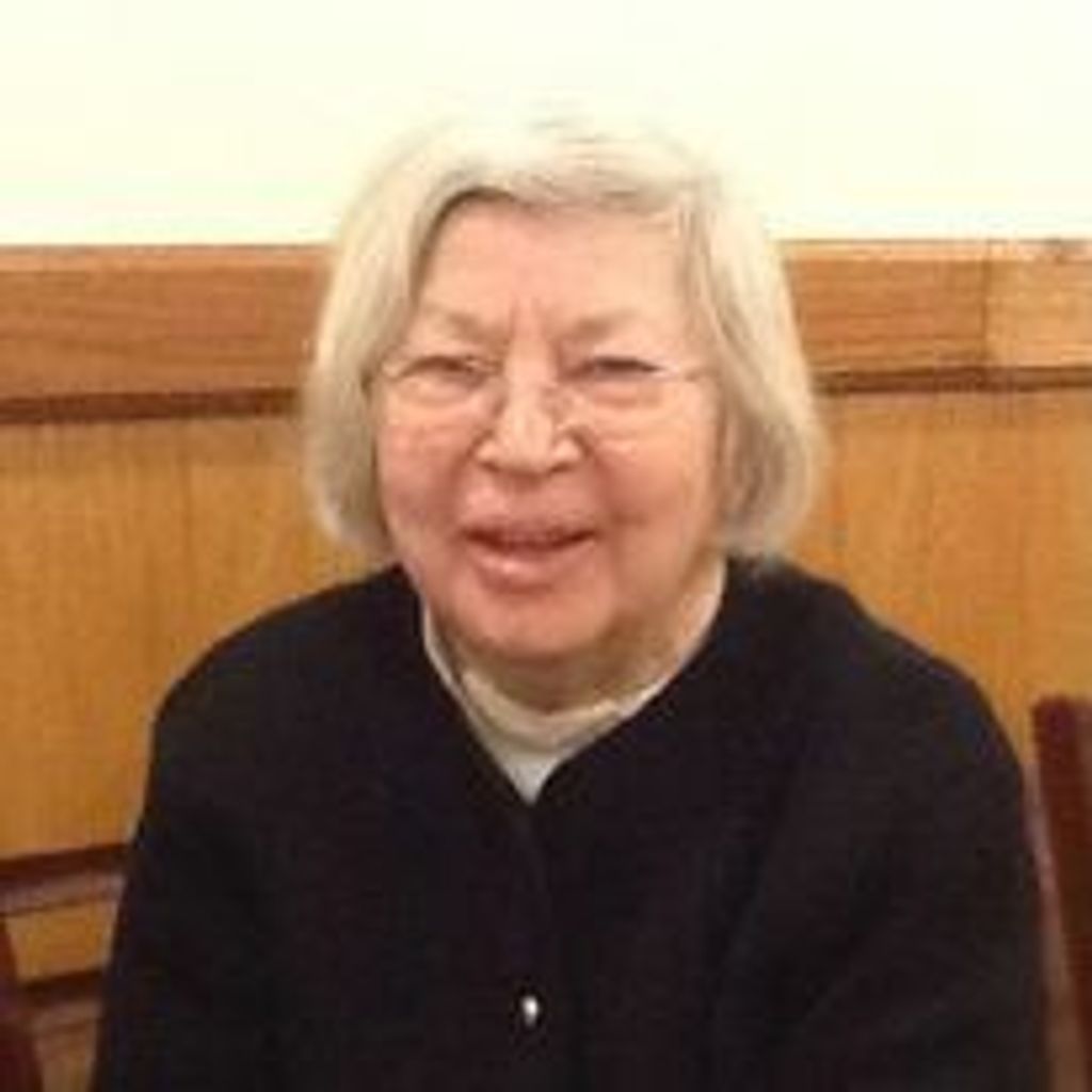 Laura E. Latowski