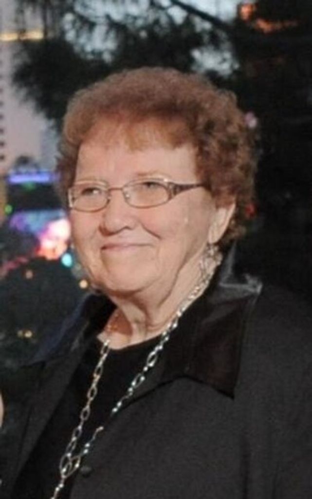 Sue Hoefer Profile Photo