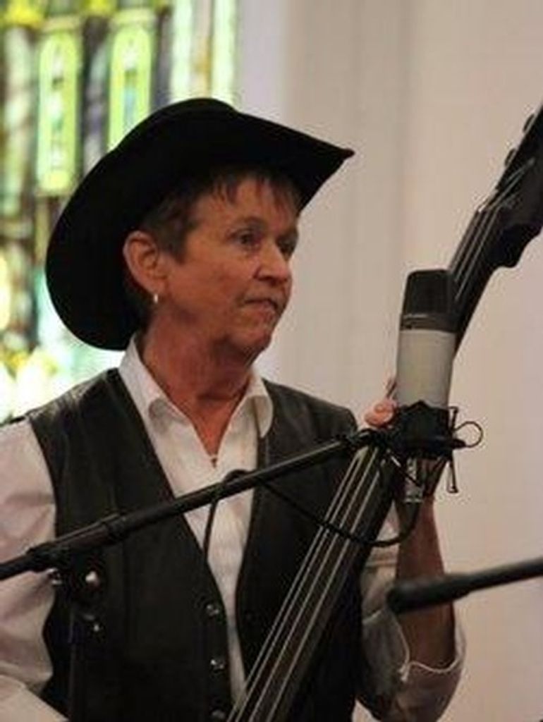 Lois Joan Lutz