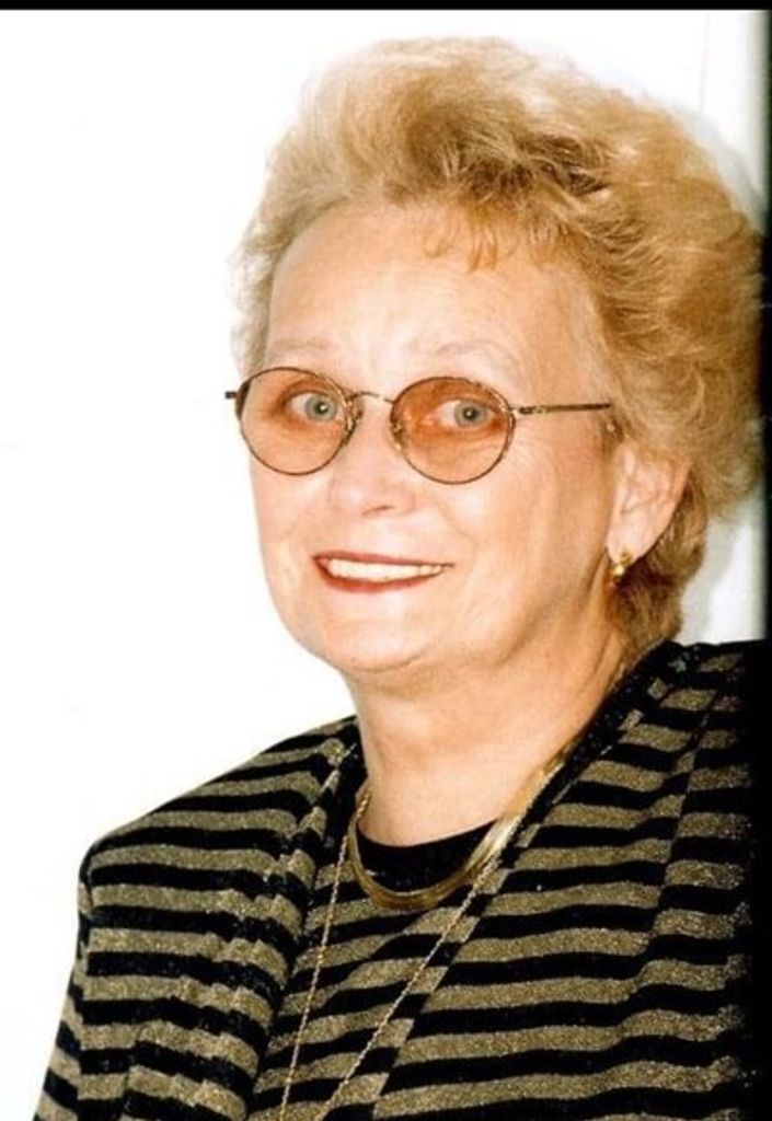 Pernie Louise Mcintyre Profile Photo