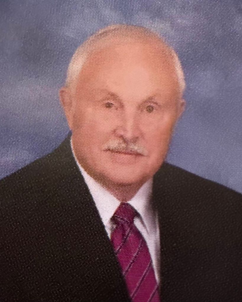 Finis Earl "Frank" Schneider Profile Photo