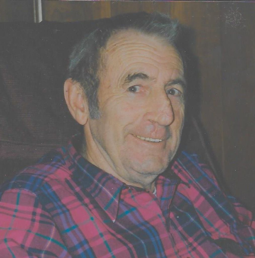 Edward  Lee “Chuck”  Bragg Profile Photo