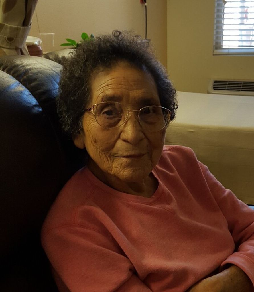 Juanita S. (Segovia)  Torrez